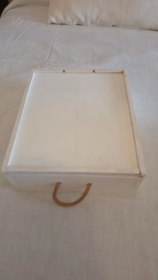 Caja de Madera Blanca