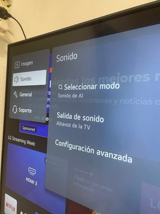 Smart TV LG con Mando Inteligente
