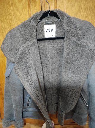 Cazadora doble faz Zara gris