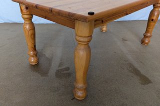 Mesa de centro de madera