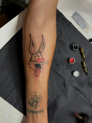 Tatuadora Profesional | Línea Fina y Mini Tattoos