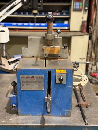 Tronzadora MG Tipo TL 302.