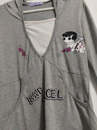 Jersey con Capucha Verde, gris y negro cada uno 5