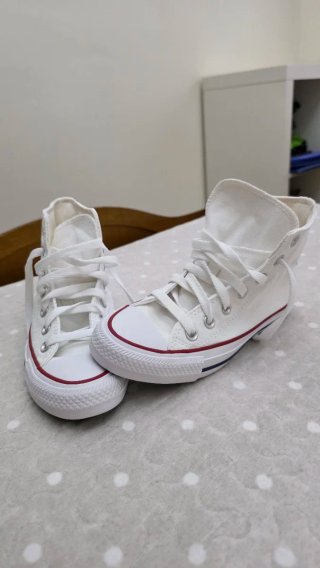 Zapatillas Converse Talla 35 Nuevas a estrenar.