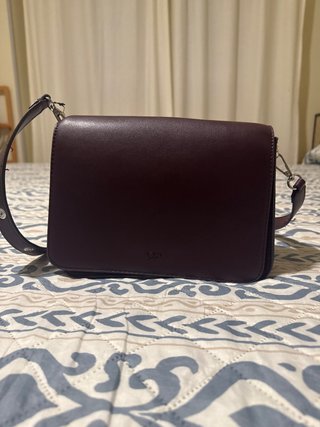 Bolso de hombro color morado