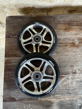 Par de Ruedas Scooter Blunt Envy 125mm