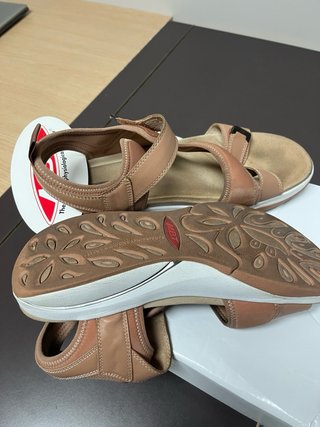 Sandalias de piel mujer beige/marrón
