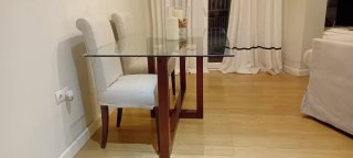 Mesa de Comedor con Sobre de Cristal
