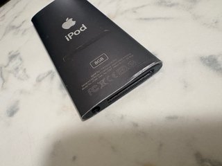 iPod Nano 4G y Altavoces Logitech