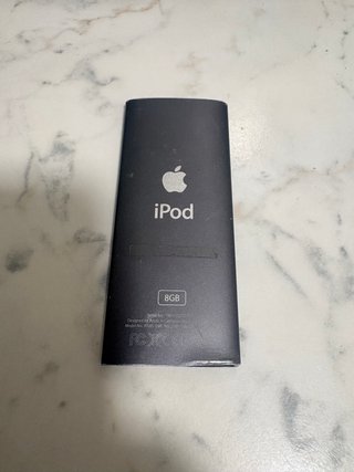 iPod Nano 4G y Altavoces Logitech