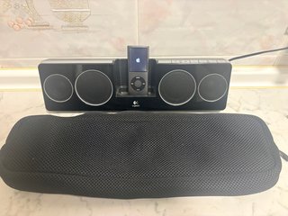 iPod Nano 4G y Altavoces Logitech