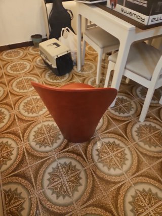 Sillón de piel rojo