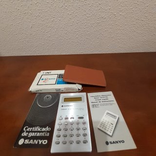 Calculadora Sanyo CX8179L con caja original