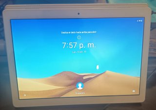 Tablet Lenovo 10" + Cargador (Batería perfecta)