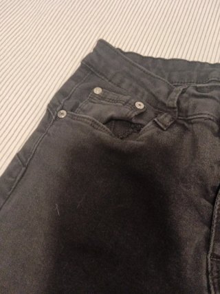 Pantalón tejano chica negro