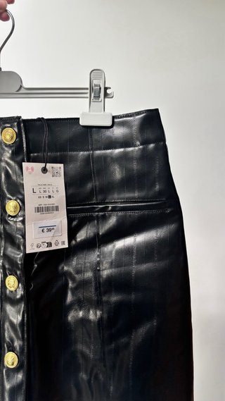 Falda efecto piel Zara L nueva con etiqueta