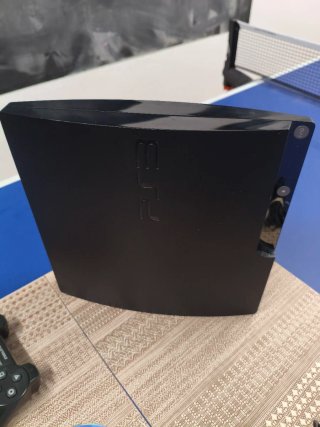 Consola PS3 Slim 250 GB + Accesorios