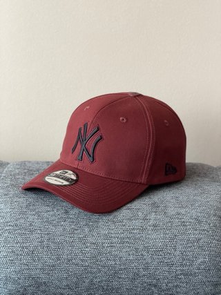 Gorra NY New Era 39THIRTY Burdeos