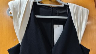 Vestido Midi Zara Negro con Hombros Blancos L