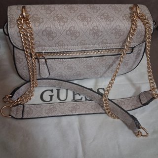 Bolso Guess Beige y blanco