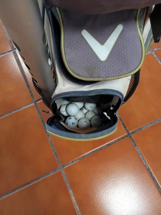 Lote de palos de golf PING y TaylorMade
