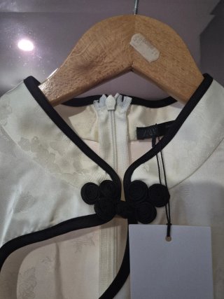 Blusa estilo oriental blanca