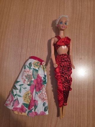 Muñeca atuendo de sirena