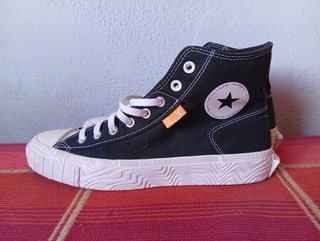 Botas Converse "Far from Chuck"
