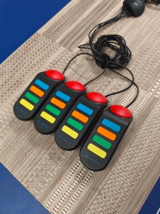 Mandos Buzz Alámbricos PlayStation 2 (4uds)