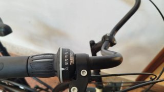 NUEVA!! Bici Urbana ELOPS 300 Black edition 26".