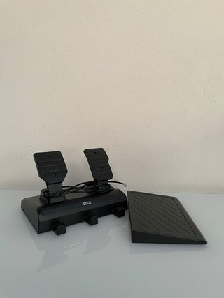 Volante HORI RWA Racing Wheel Apex PS4/PS5
