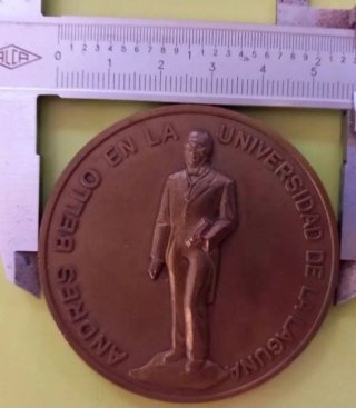Medalla Andrés Bello - Universidad La Laguna 1976