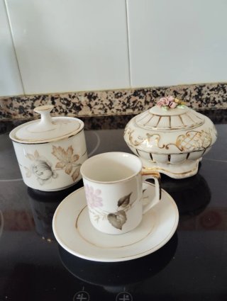 Set de Azucareros y Taza de Café