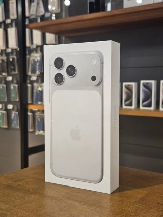 IPHONE 17 PRO MAX 256GB PLATA PRECINTADO