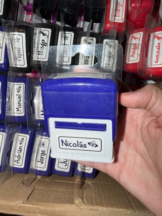 Sellos personalizados con nombres