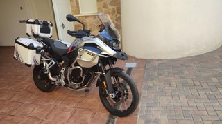 BMW F 900 GS Adventure Plata/Blanca
