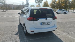 Opel Zafira Tourer 2014