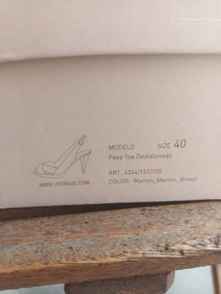 Sandalias de tacón marrón talla 40