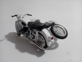 Modello Moto BMW R 65 con Sidecar