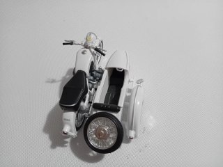 Modello Moto BMW R 65 con Sidecar