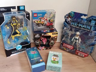 Lote de 4 Juguetes y Figuras de Colección