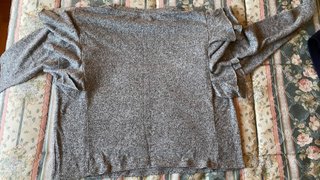 Jersey Gris Bershka con Volantes