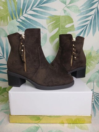 Botines marrones con cremallera nuevas