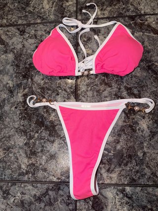 Bikini Rosa y Blanco