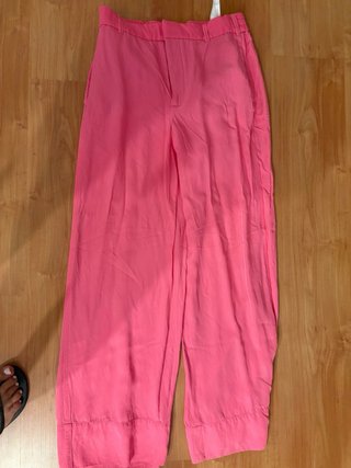 Pantalón Zara fluido rosa fucsia