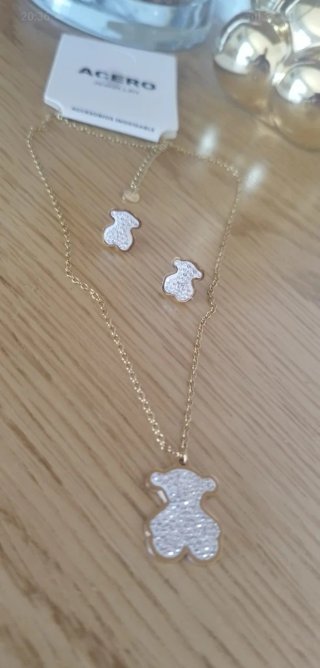 Conjunto Collar y Pendientes osito