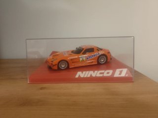 Coche Ninco Scalextric Mercedes SLS AMG