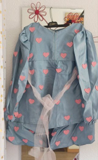 Disfraz Artesanal Princesa de Corazones