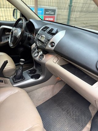 Toyota RAV4 2008