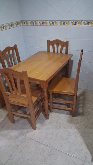 Mesa y Sillas